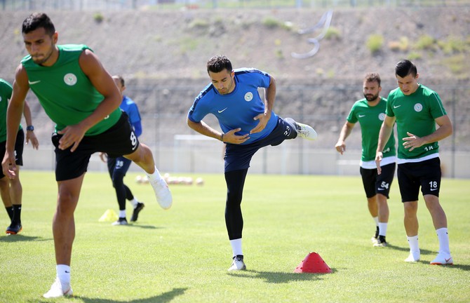 rizespor-antrenmani-(10)-003.jpg