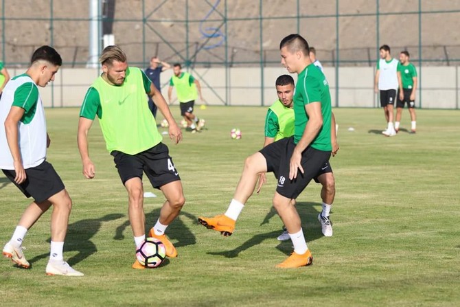 rizespor-antrenmani-(12)-002.jpg