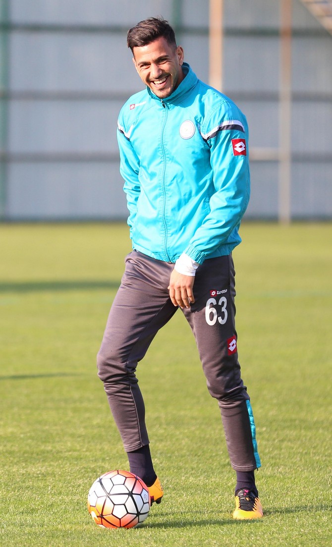 rizespor-antrenmani-(2)-005.jpg