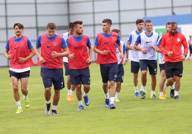 rizespor-antrenmani-(3)-006.jpg
