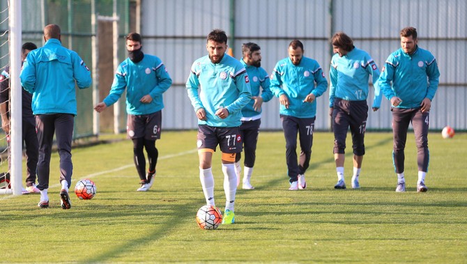 rizespor-antrenmani-(4)-005.jpg