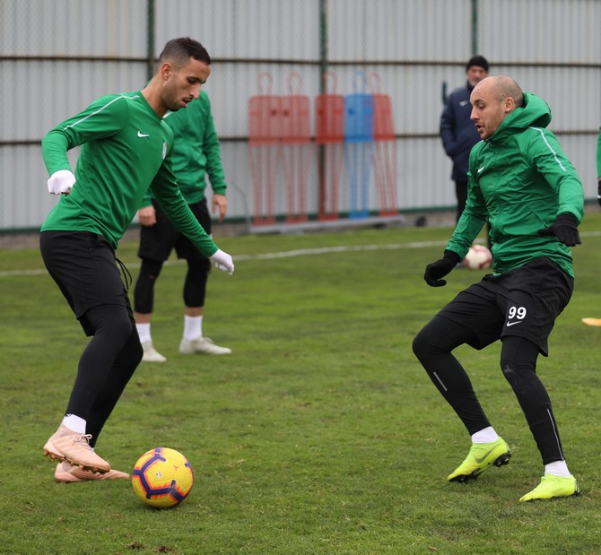 rizespor-antrenmani-(8)-007.jpg