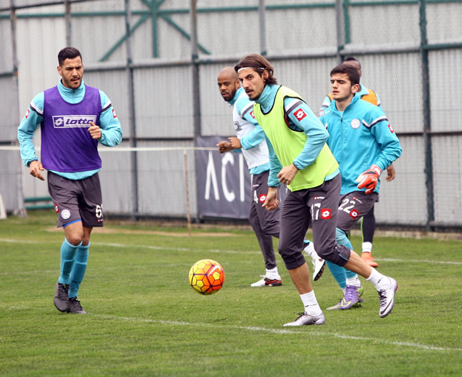 rizespor-antrenmani-004.jpg rizespor-antrenmani-004.jpg
