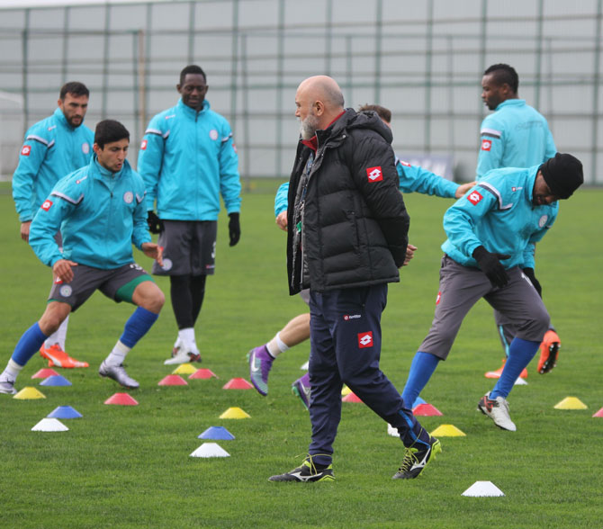 rizespor-antrenmani-005.jpg rizespor-antrenmani-005.jpg