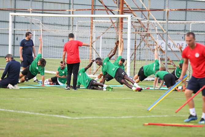 rizespor-antrenmani-012.jpg