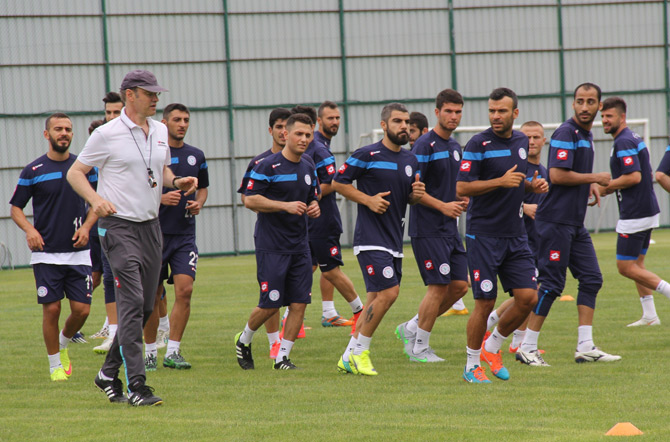 rizespor-antrenmani-1-001.jpg