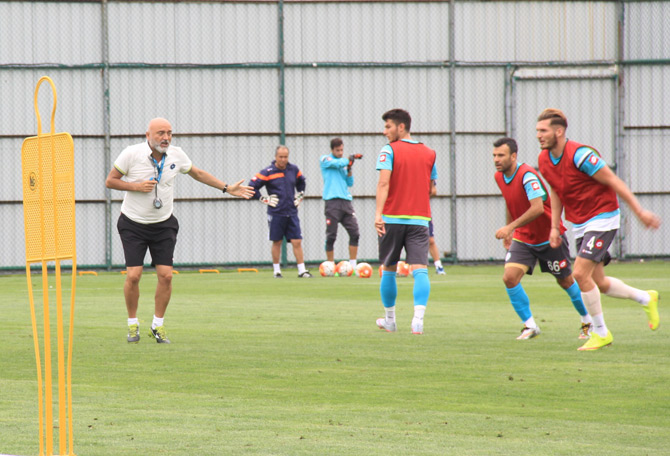 rizespor-antrenmani-1-002.jpg