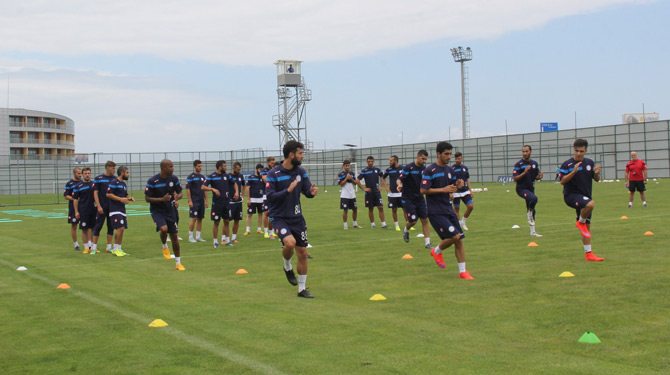 rizespor-antrenmani-2-001.jpg