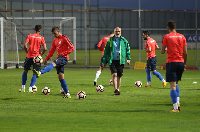 rizespor-antrenmani-4-002.jpg