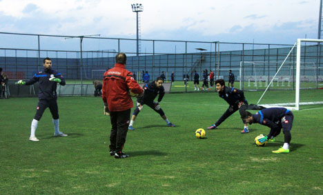 rizespor-antrenmani.20150203183851.jpg