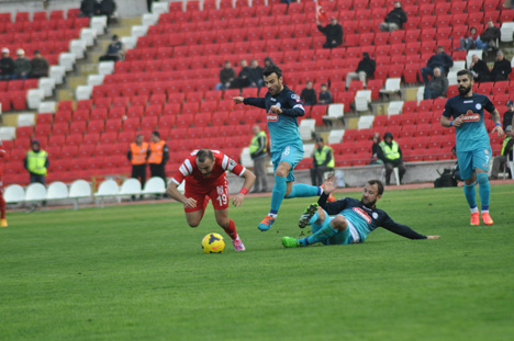 rizespor-balikesirspor-maci-3.jpg