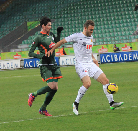 rizespor-eskisehirspor-maci-2.20150228180807.jpg