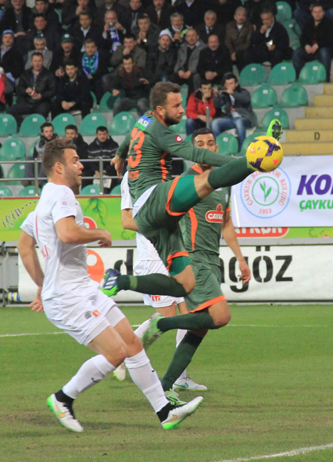 rizespor-eskisehirspor-maci-3.jpg