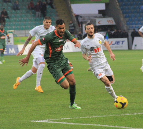 rizespor-eskisehirspor-maci-5.jpg