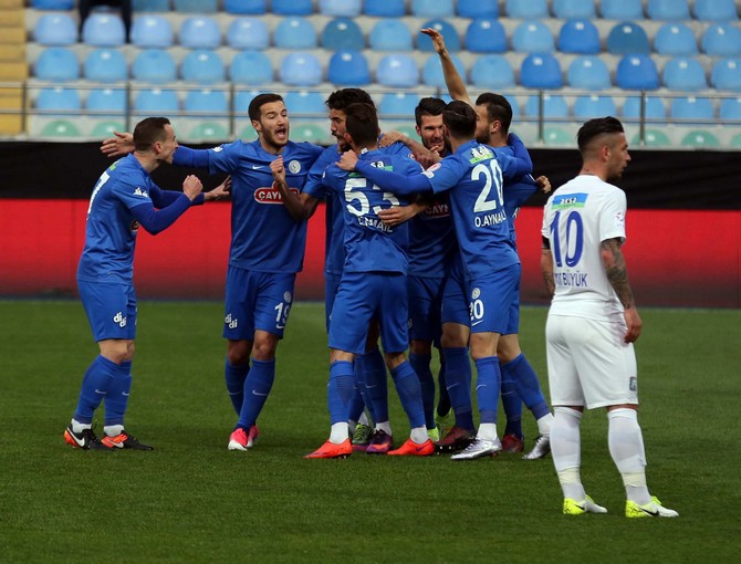 rizespor-ile-kasimpasa-maci-(4).jpg