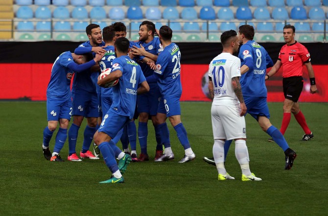 rizespor-ile-kasimpasa-maci-(5).jpg