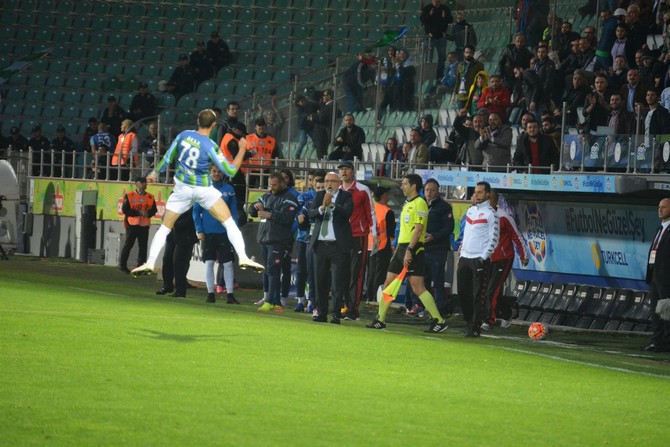 rizespor-mersin-idmanyurdu-maci-(1).jpg