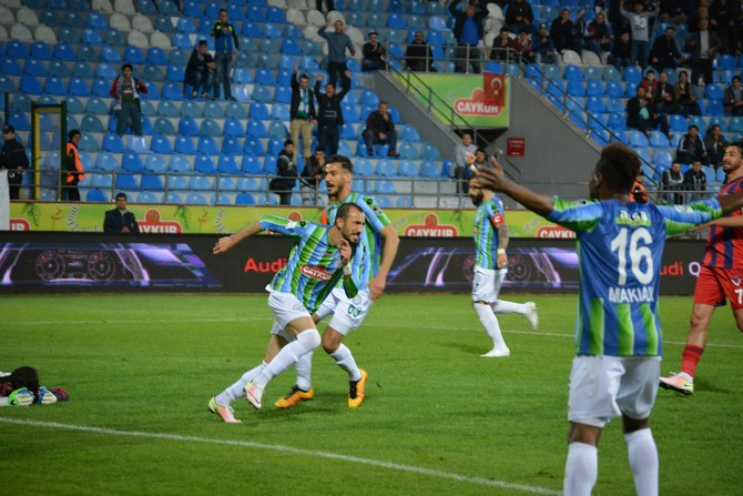 rizespor-mersin-idmanyurdu-maci-(2).jpg