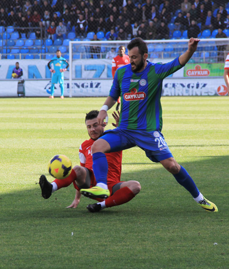 rizespor-mersin-iy-maci-2.jpg