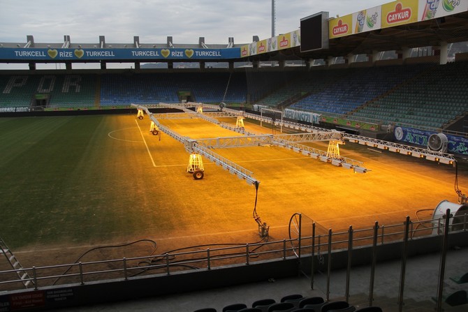 rizespor-stadina-yapay-gunes-sistemi-(2).jpg