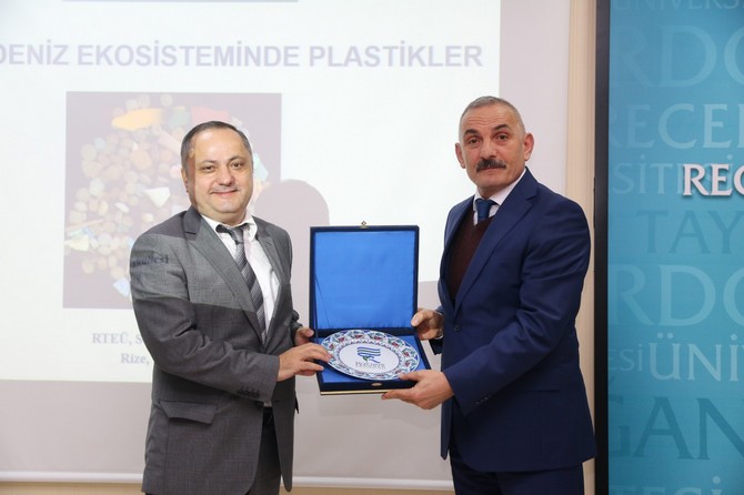 rteu’de-“karadeniz-ekosisteminde-plastikler”-kolokyumu-gerceklestirildi-(11).jpg
