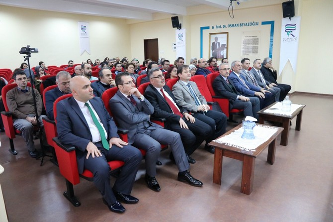 rteu’de-“karadeniz-ekosisteminde-plastikler”-kolokyumu-gerceklestirildi-(4).jpg