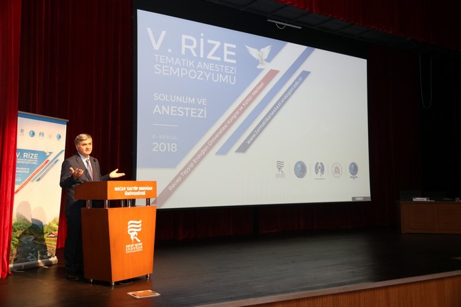 rteu’de-5.-rize-tematik-anestezi-sempozyumu-gerceklestirildi-(4).jpg