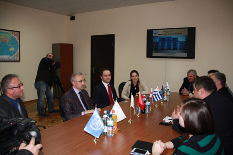 rteu,-gurcistan-patrikhanesi-aziz-andria-pirveltsodebuli-universitesi-ve-batum-deniz-akademisi-ile-anlasma-imzaladi-15.jpg rteu,-gurcistan-patrikhanesi-aziz-andria-pirveltsodebuli-universitesi-ve-batum-deniz-akademisi-ile-anlasma-imzaladi-15.jpg