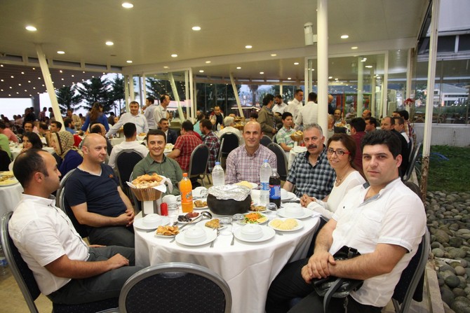 rteu-camiasi-iftarda-bulustu-(38).jpg