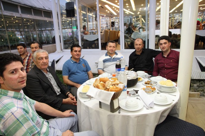 rteu-camiasi-iftarda-bulustu-(41).jpg