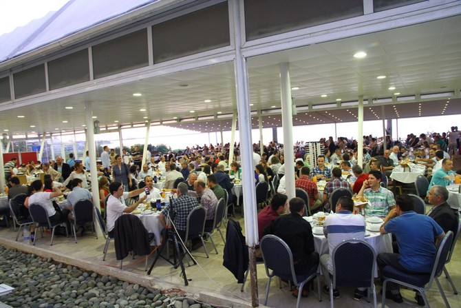 rteu-camiasi-iftarda-bulustu-(53).jpg