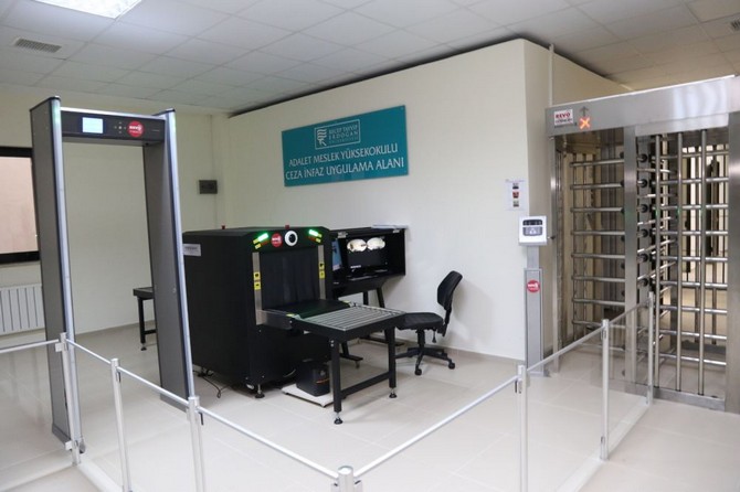 rteu-ceza,-infaz-ve-guvenlik-hizmetleri-uygulama-alaninin-acilisi-yapildi-(1).jpg