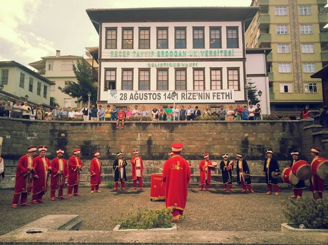 rteu-gelistirme-vakfi,-rize’nin-fethinin-554.-yildonumu-kutladi-(6).jpg