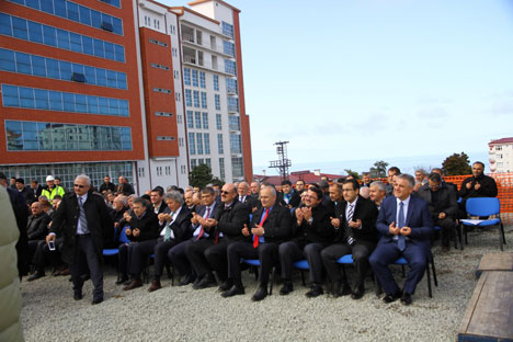 rteu-ilahiyat-fakultesi-temel-atma-toreni-12.jpg rteu-ilahiyat-fakultesi-temel-atma-toreni-12.jpg