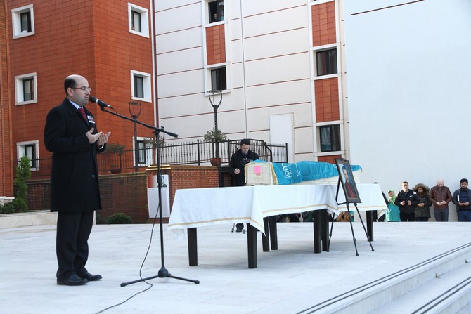 rteu-rektor-yardimcsi-hasan-efe-rizede-ebediyete-ugurlandi-(4).jpg