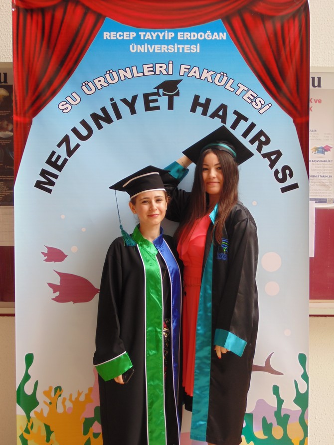 rteu-su-urunleri-fakultesinde-mezuniyet-toreni-gerceklestirildi-(2).jpg