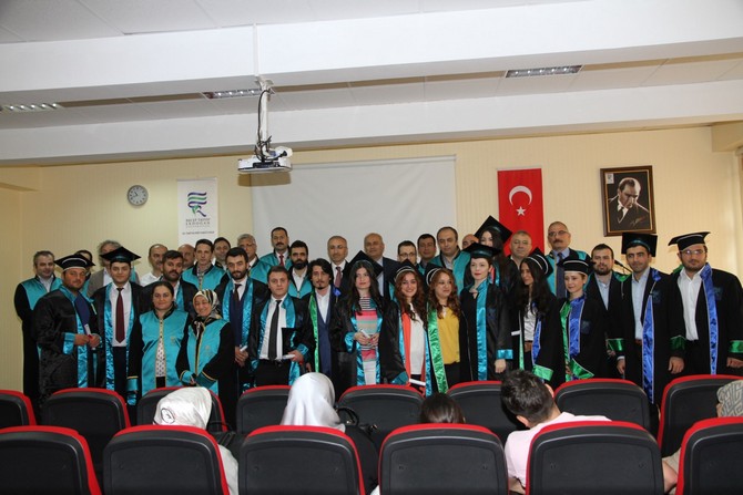 rteu-su-urunleri-fakultesinde-mezuniyet-toreni-gerceklestirildi-(20).jpg