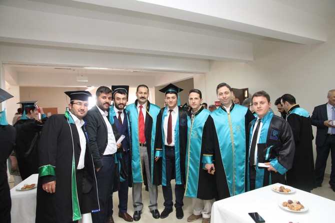 rteu-su-urunleri-fakultesinde-mezuniyet-toreni-gerceklestirildi-(21).jpg