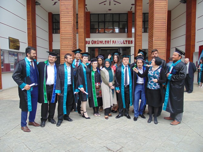 rteu-su-urunleri-fakultesinde-mezuniyet-toreni-gerceklestirildi-(9).jpg