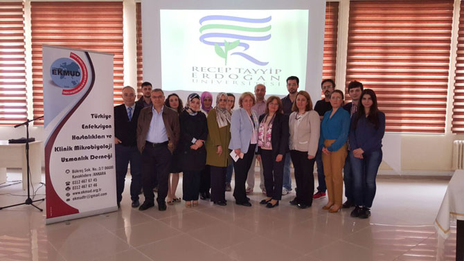 rteu-tip-fakultesi-enfeksiyon-hastaliklari-ve-klinik-mikrobiyoloji-anabilim-dali-sorumlulugunda-ekmud-dogu-karadeniz-gunleri-santral-sinir-sistemi-infeksiyonlari-guncelleme-toplantisi-yapildi.1.jpg rteu-tip-fakultesi-enfeksiyon-hastaliklari-ve-klinik-mikrobiyoloji-anabilim-dali-sorumlulugunda-ekmud-dogu-karadeniz-gunleri-santral-sinir-sistemi-infeksiyonlari-guncelleme-toplantisi-yapildi.1.jpg