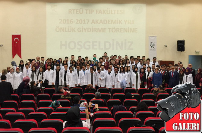 rteu-tip-fakultesi-ogrencileri-onluklerini-giydi-foto-galeri.jpg