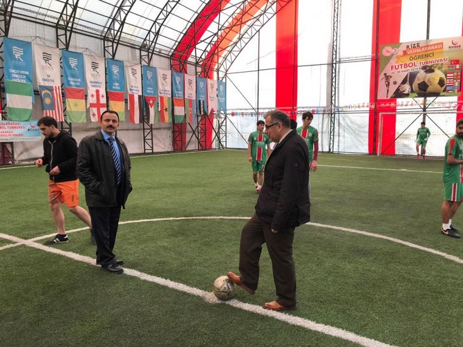 rteude-rize-2.-uluslararasi-ogrenci-futbol-turnuvasi-duzenlendi-(11).jpg