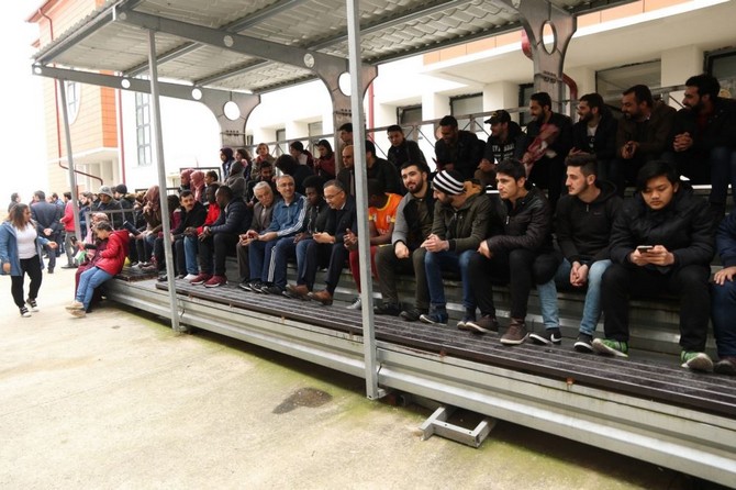 rteude-rize-2.-uluslararasi-ogrenci-futbol-turnuvasi-duzenlendi-(5).jpg