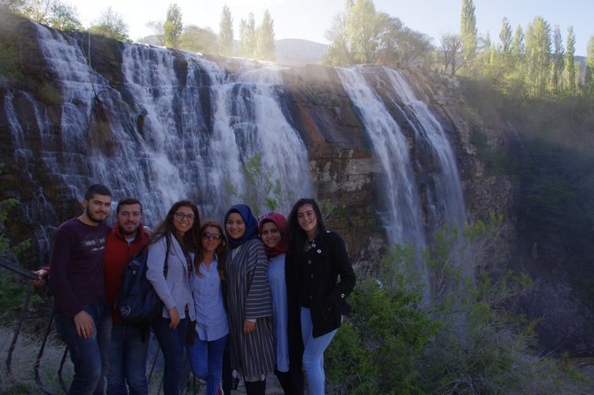 rteulu-ogrenciler-erzurum’da-(3).jpg