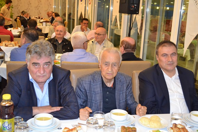 rtso-uyeleri-iftarda-bulustu-(16)-001.jpg