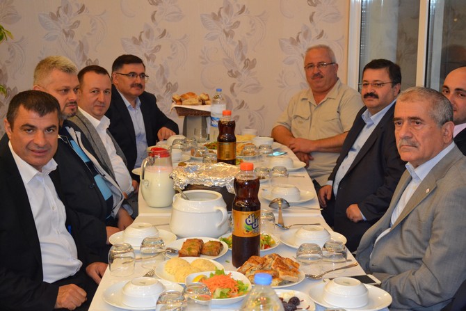 rtso-uyeleri-iftarda-bulustu-(8).jpg