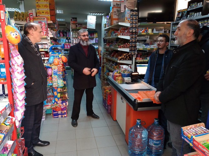 saadet-partisi-rize-il-baskani-av-muhammet-kacar-beraberinde-il-yonetim-kurulu-uyeleri-birlikte-rizede-esnaf-ziyaretleri-gerceklestirdi-1.jpg