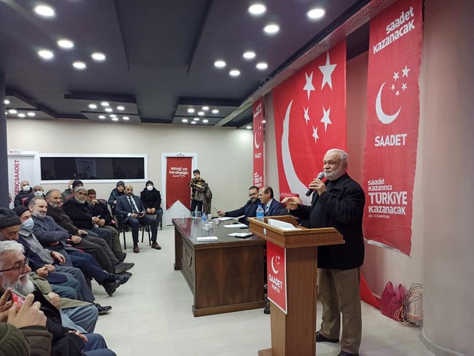 saadet-partisi-rize-il-baskanligi-2021-yilinin-son-il-divan-toplantisini-il-baskanliginin-ak-is-haninin-4-katindaki-yeni-yerinde-gerceklestirdi-3.jpg