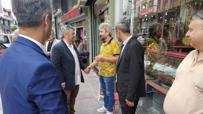 saadet-partisi-rizede-esnaf-ziyaretlerini-surduruyor-7.jpg