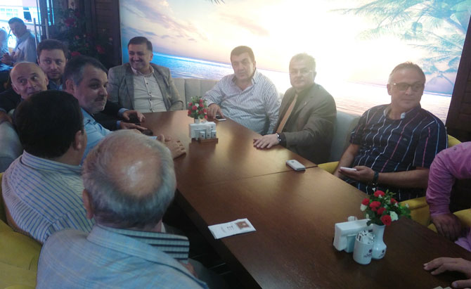 safran.jpg safran.jpg